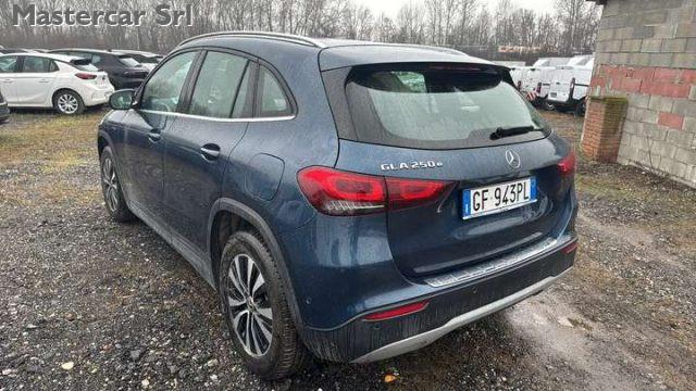 MERCEDES-BENZ GLA 250 GLA e phev (eq-power) Business Extra auto GF943PL