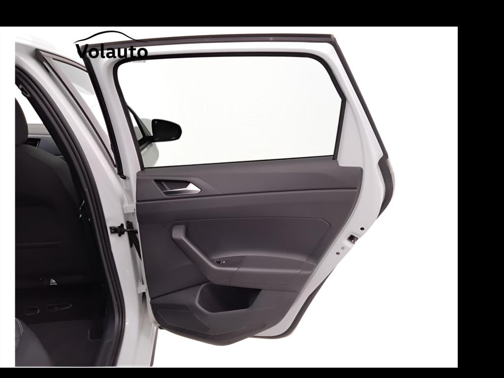 VOLKSWAGEN Polo VI 2022 - Polo 1.0 tsi R-Line 95cv