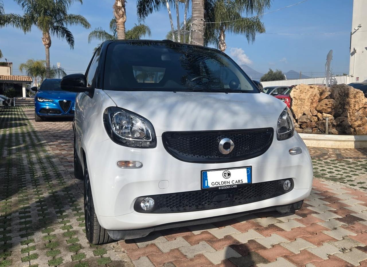 smart forTwo Cabrio 1.0 Passion 71cv twinamic my18 Lega App USB
