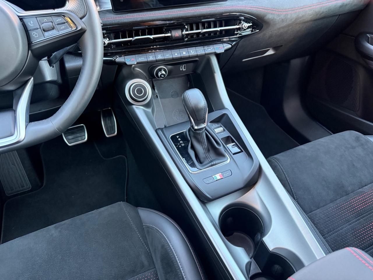 Alfa Romeo Tonale 1.3 Phev Veloce Q4 280cv at6 PARI AL NUOVO!