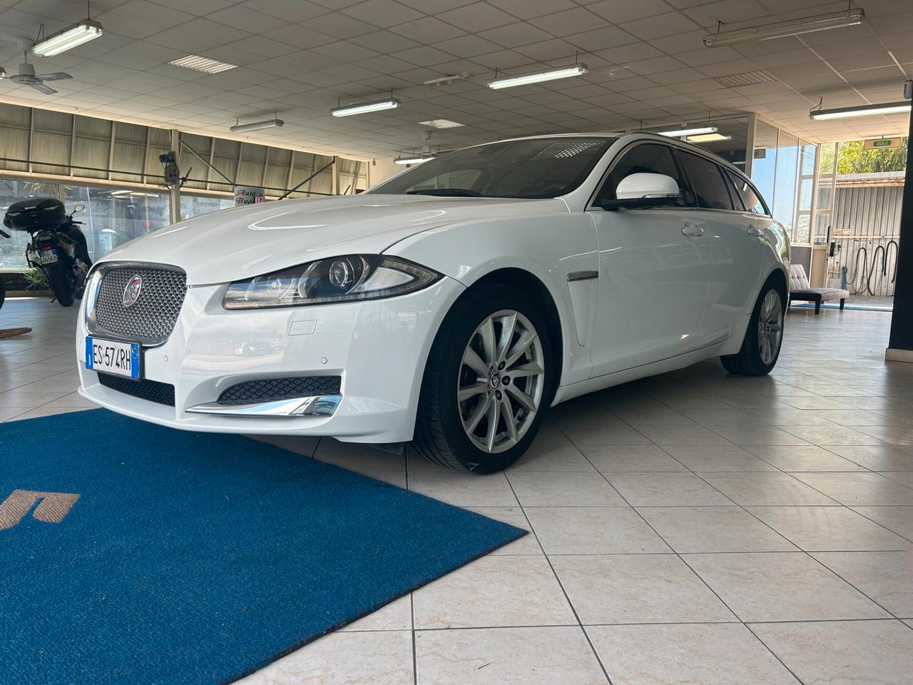 Jaguar XF Sportbrake 2.2 D 200 CV Luxury