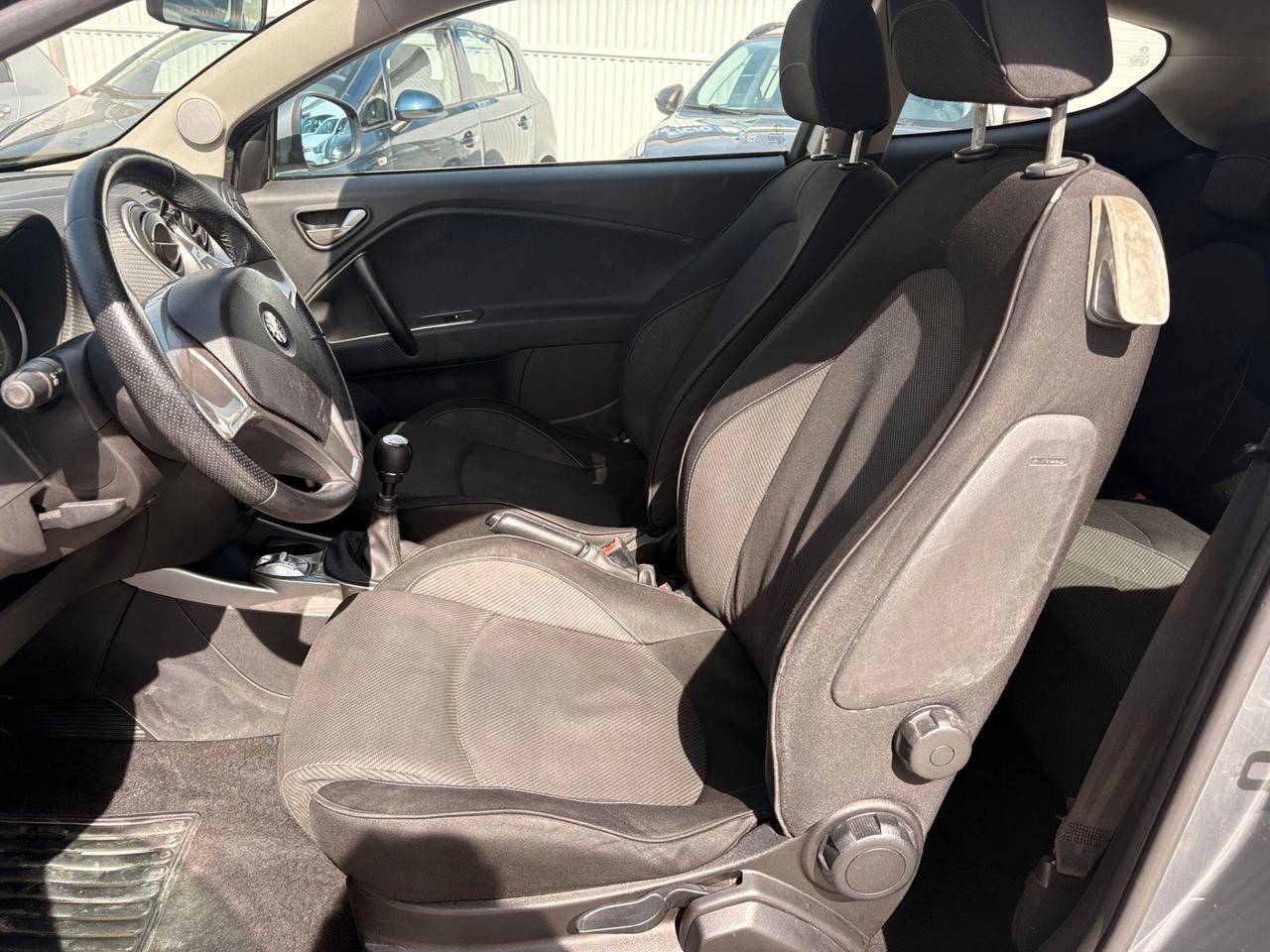 Alfa Romeo MiTo 1.6 JTDm 16V Distinctive