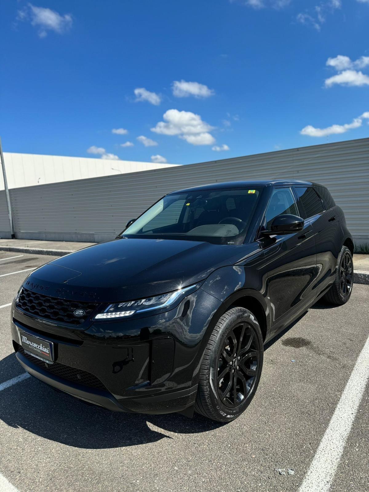 RANGE ROVER EVOQUE TOTAL BLACK 2020