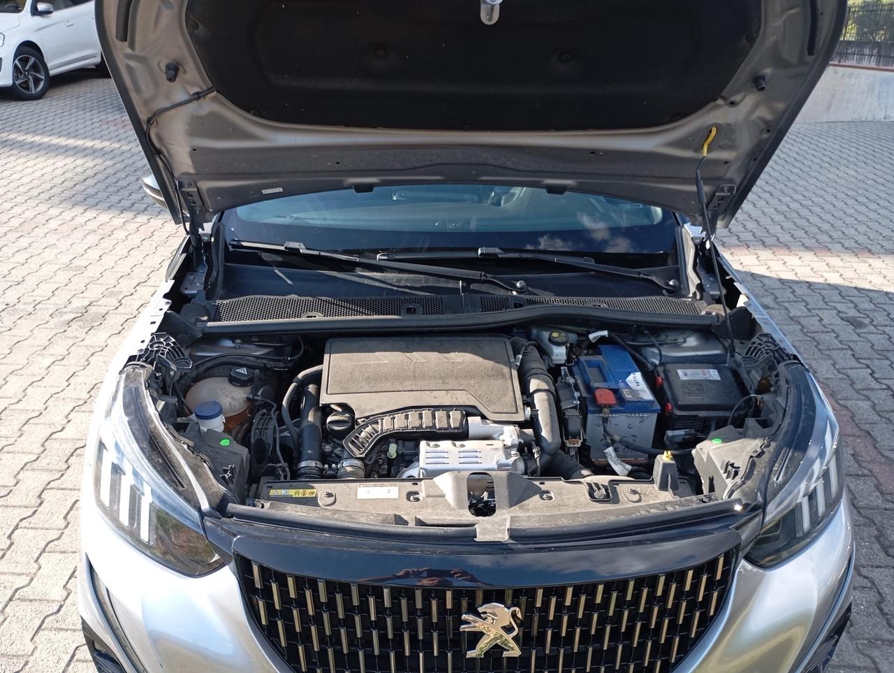 Peugeot 2008 PureTech 130 S&S EAT8 GT Line