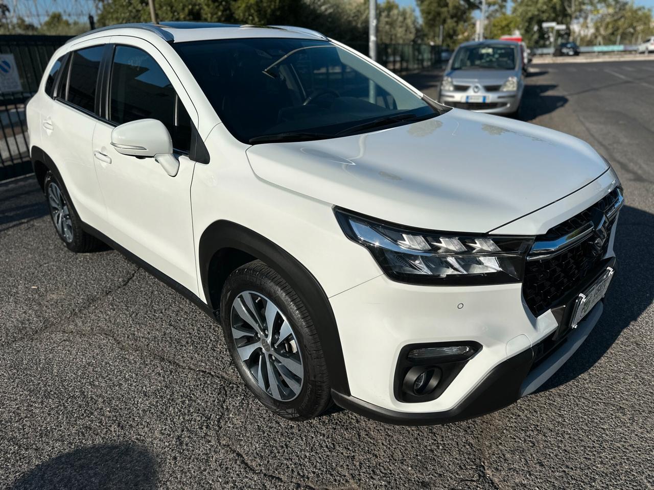 Suzuki S-Cross 1.5 140V FULL Hybrid TETTO