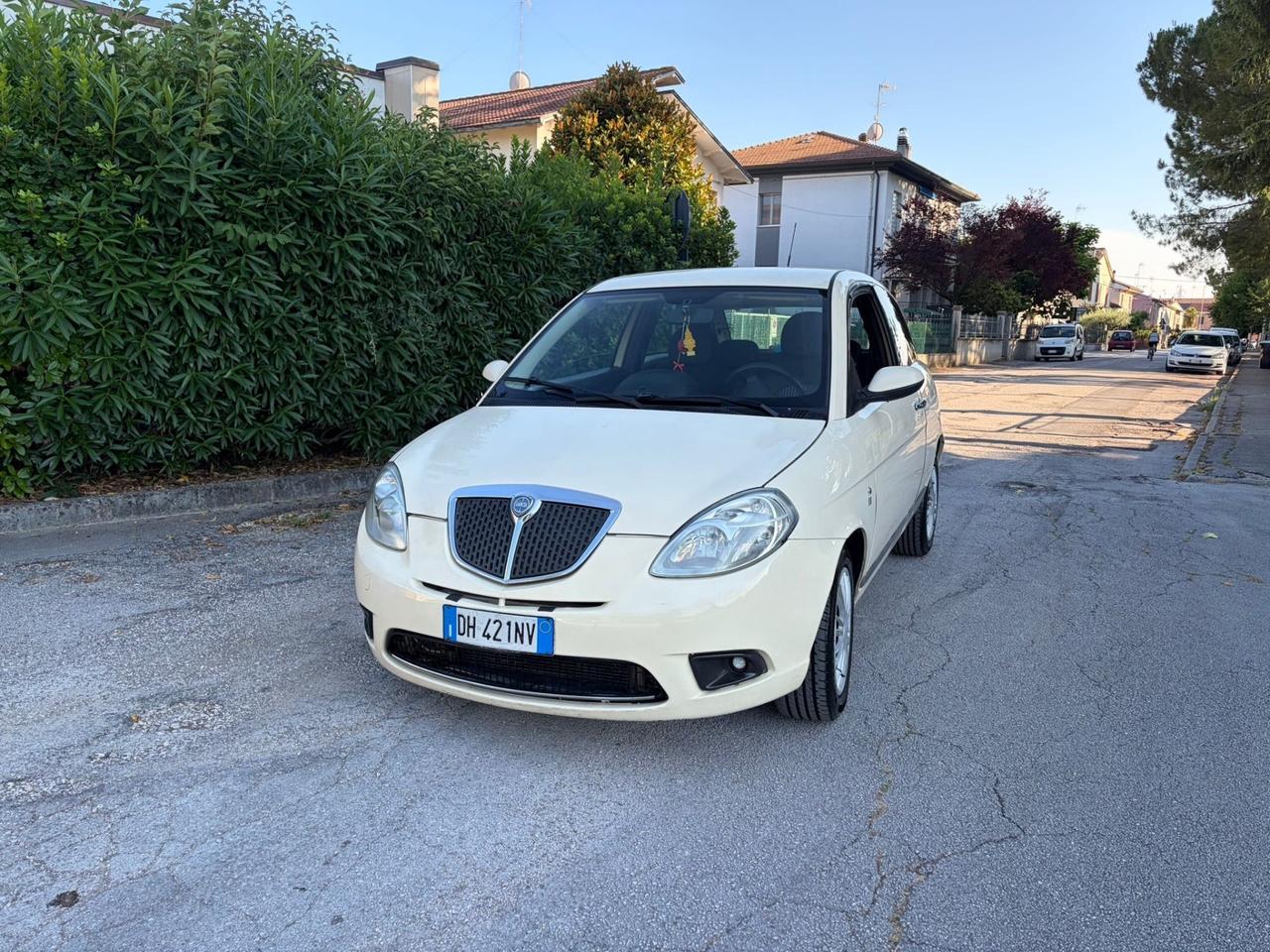 Utilitaria 1.2 neopatentati