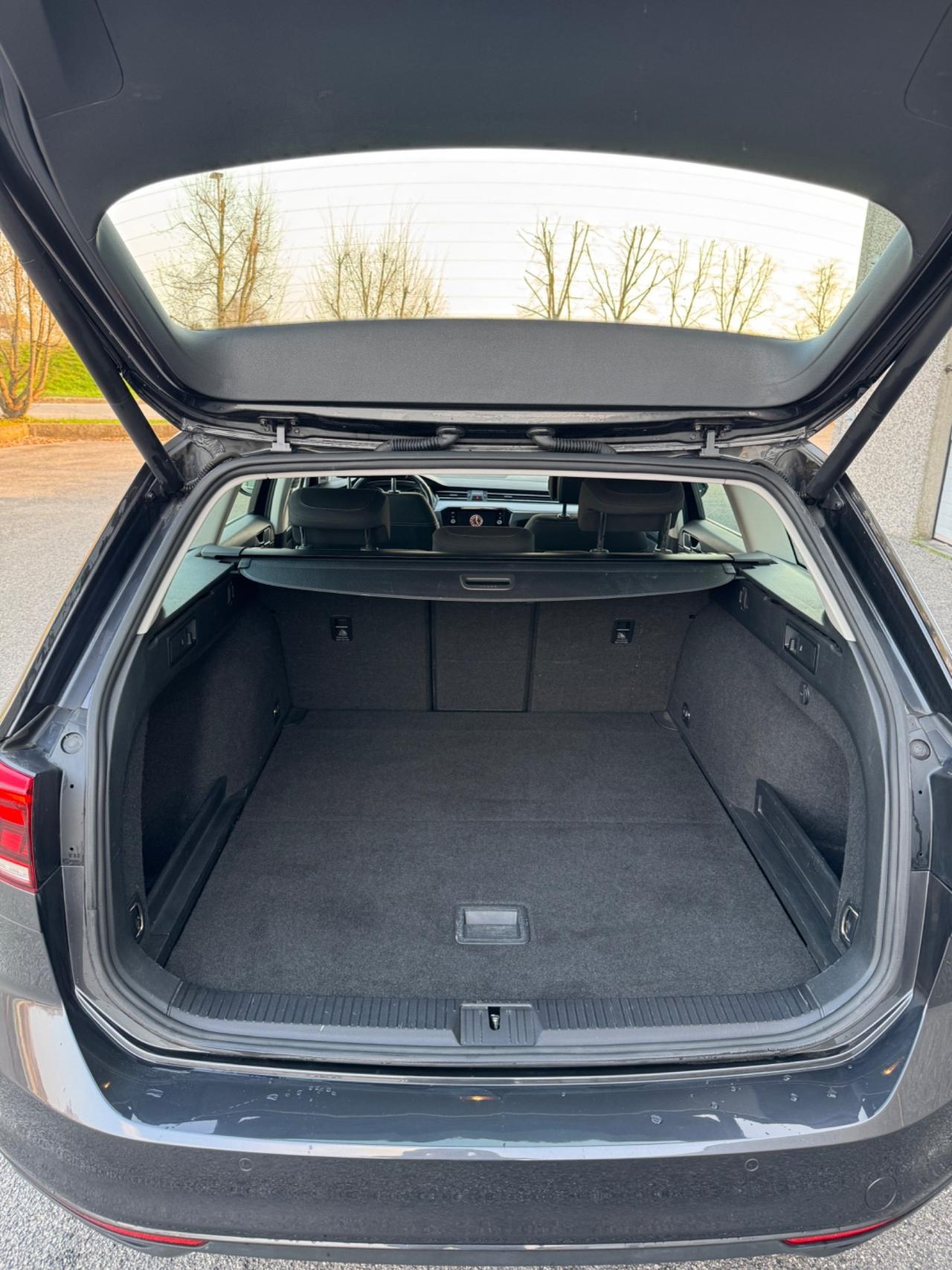 Volkswagen Passat Variant 2.0 TDI 150Cv DSG Executive