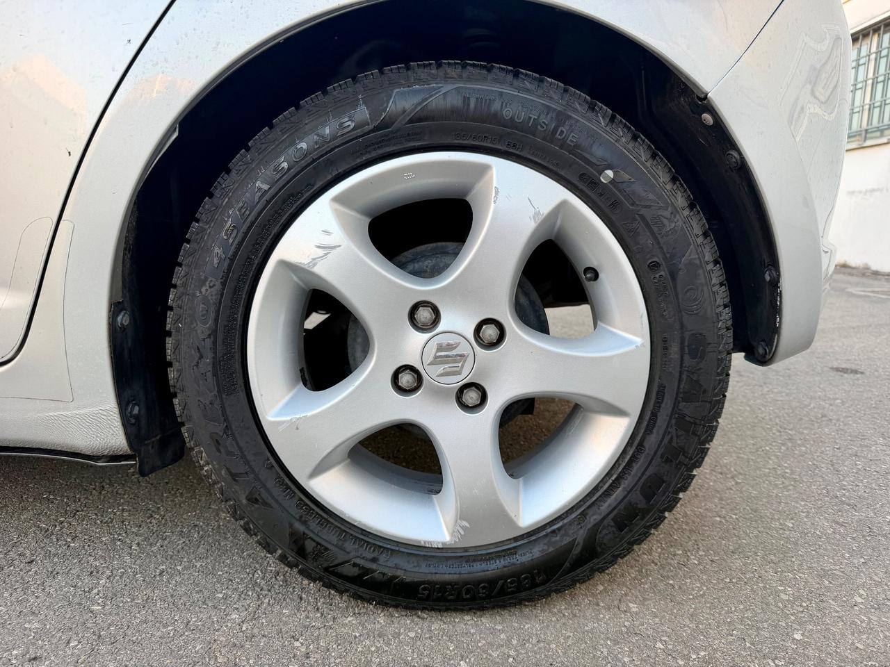 Suzuki Swift 1.3GPL(scadenza 2034) 2006 68.000km per neopatentati