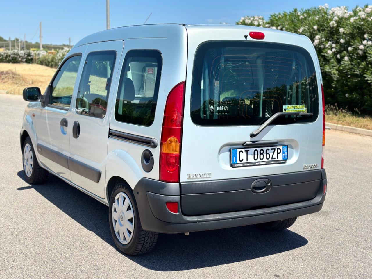 Renault Kangoo 1.5 dCi/82CV trasporto disabili