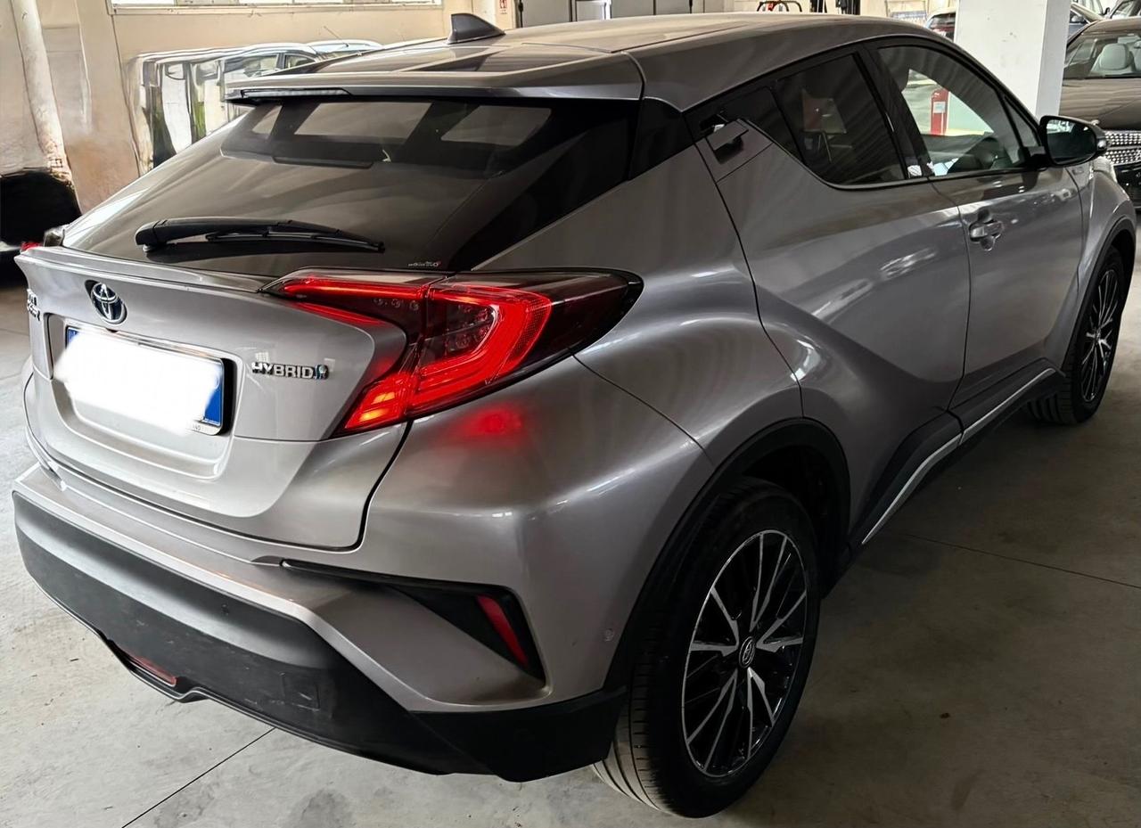 Toyota C-HR 1.8 Hybrid E-CVT Lounge