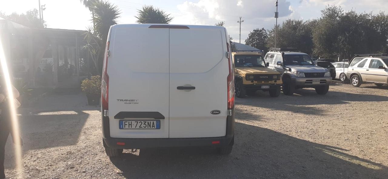 Ford transit custom 2017 - 2.0tdci 6 posti Lb automobili
