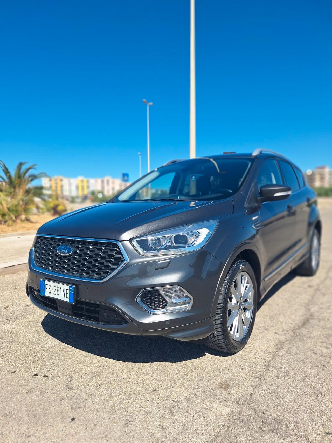 Ford Kuga 2.0 TDCI 150 CV 4WD Powershift Vignale 2019