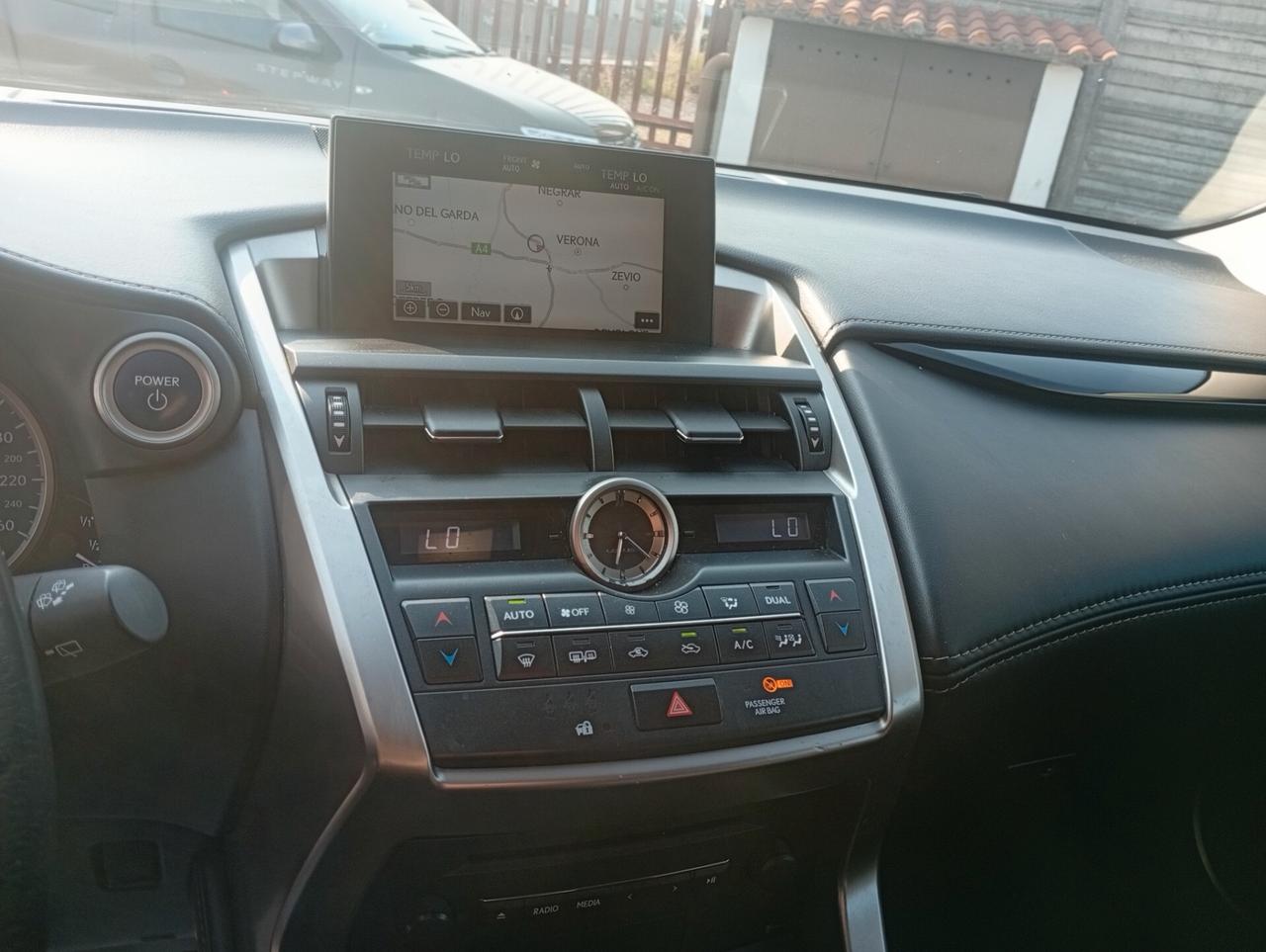 Lexus NX 300h Hybrid 4WD Executive
