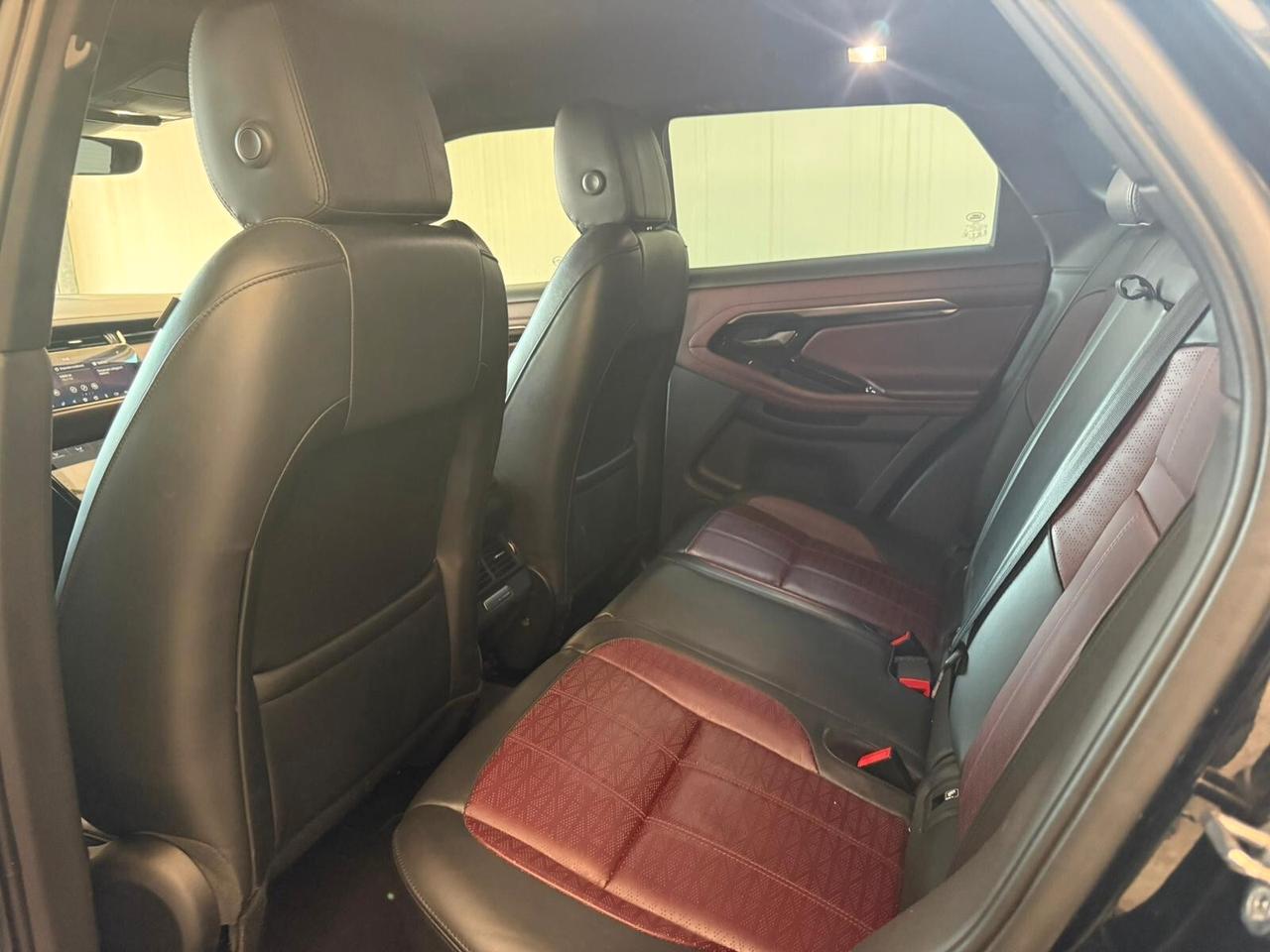 Land Rover Range Evoque 2.0D I4-L.Flw 150 CV AWD Auto R-Dynamic