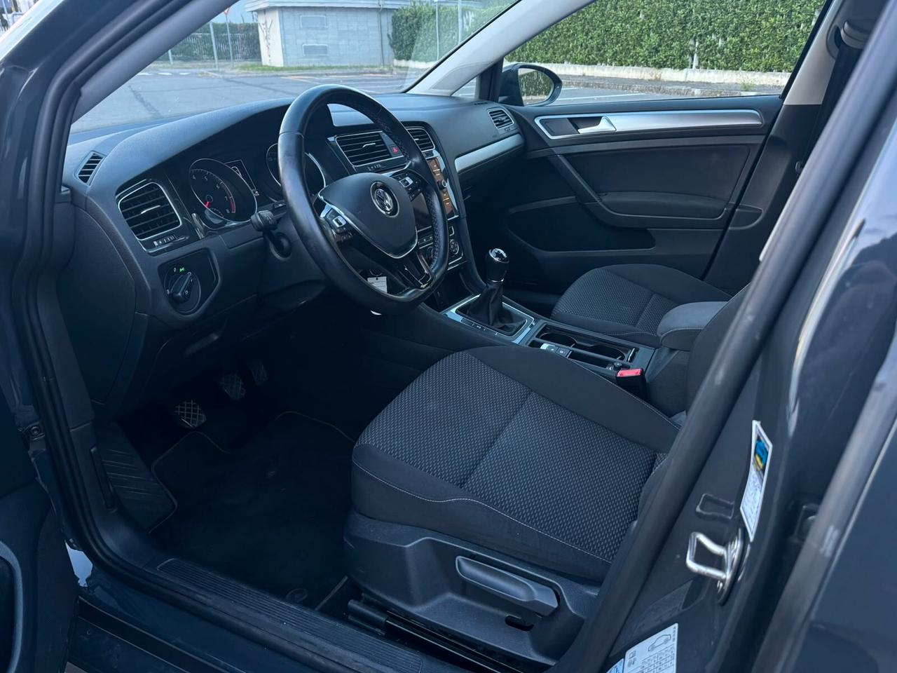 Volkswagen Golf 1.0 TSI 85 CV 5p. Trendline BlueMotion Technology