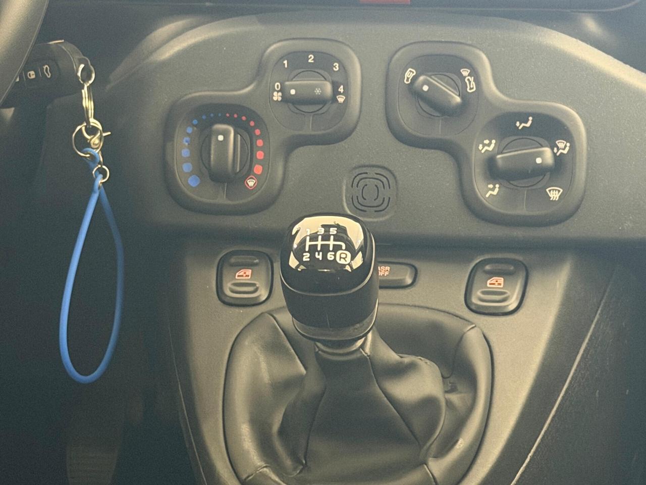 Fiat Panda 1.0 Hybrid 70cv 2024 solo 20.000km