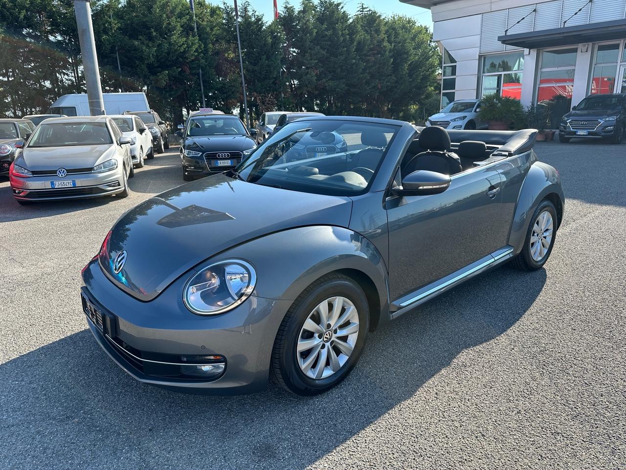 Volkswagen Maggiolino Cabrio 1.6TDI - 2015