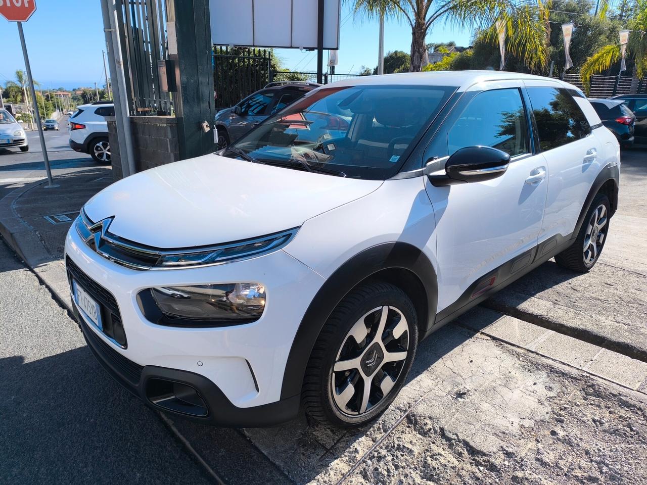 Citroen C4 Cactus BlueHDi 100 S&S Shine