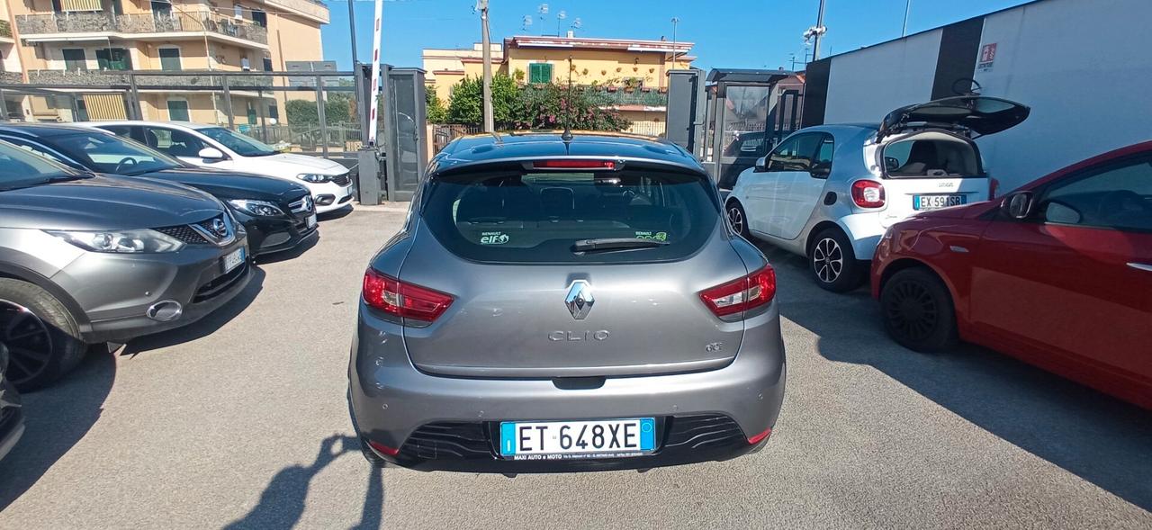Renault Clio dCi Costume National