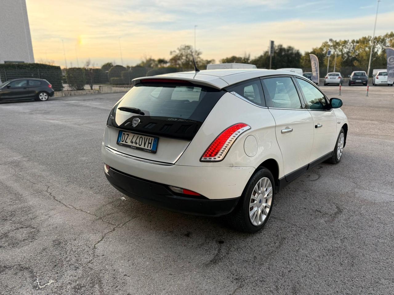 LANCIA DELTA 1.6 D 2010 12 MESI DI GARANZIA