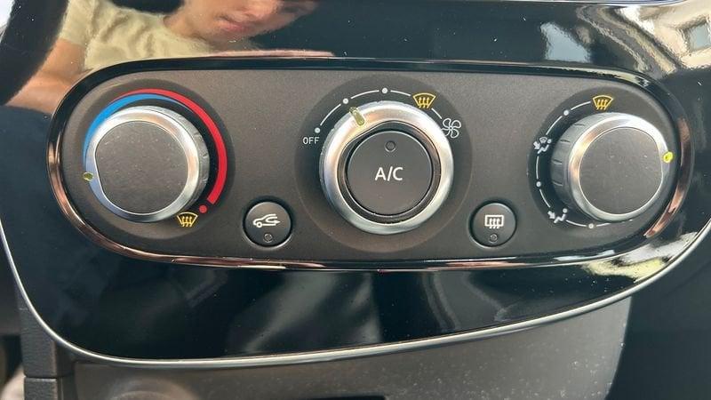 Renault Clio 5 Porte 0.9 TCe Energy GPL 90cv Zen 0.9 tce energy Zen Gpl 90cv