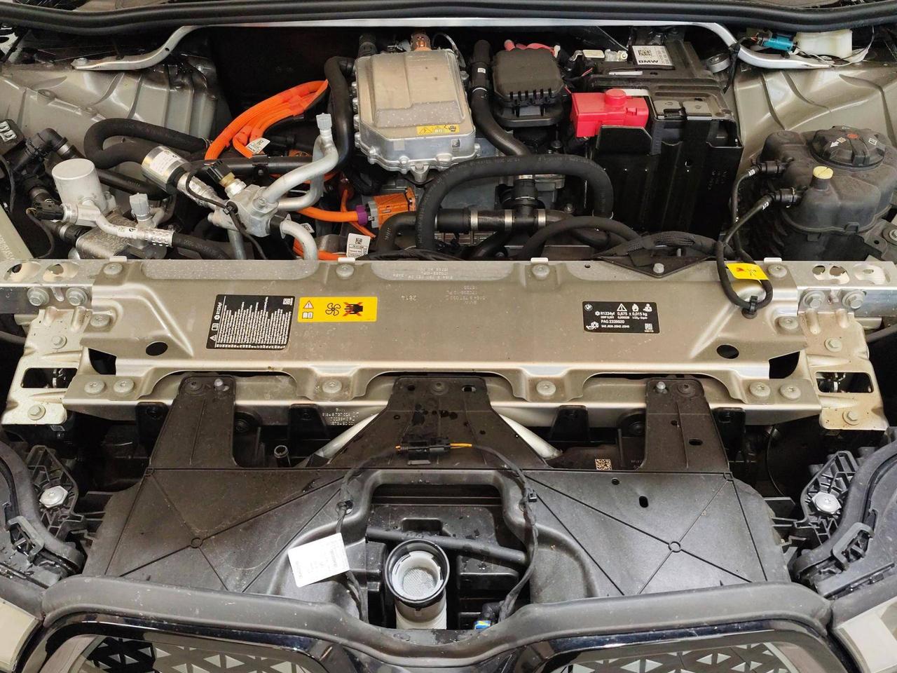 BMW iX xDrive50 Pacchetto Sportivo