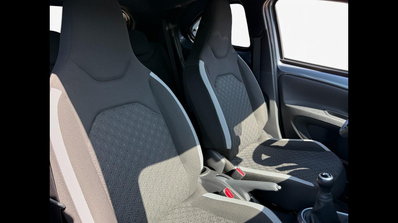 TOYOTA Aygo X - Aygo X 1.0 Trend 72cv