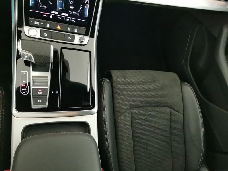 Audi Q8 45 3.0 tdi mhev Sport quattro tiptronic