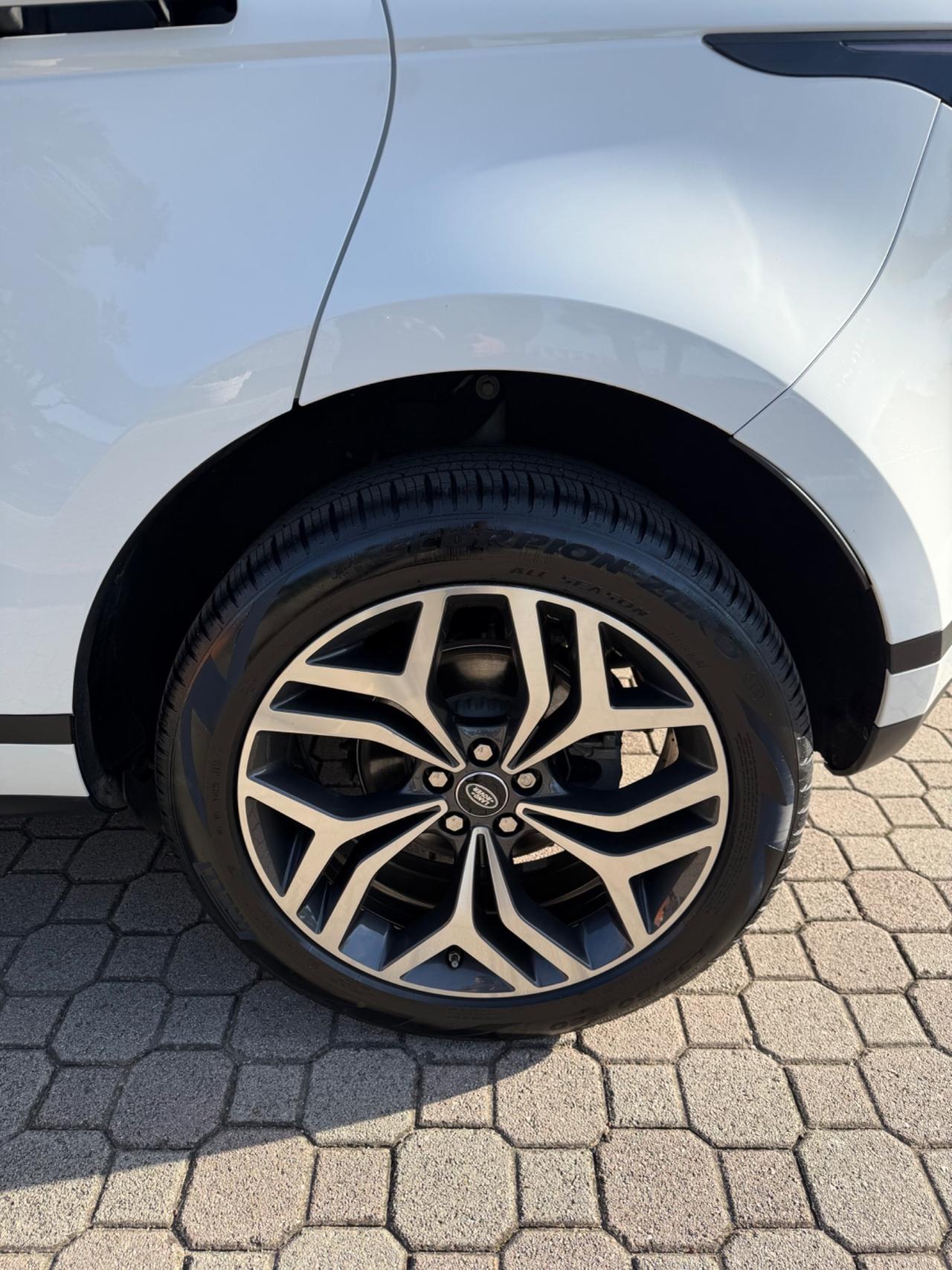 Land Rover Range Evoque 2.0D I4-L.Flw 150 CV AWD Auto SE