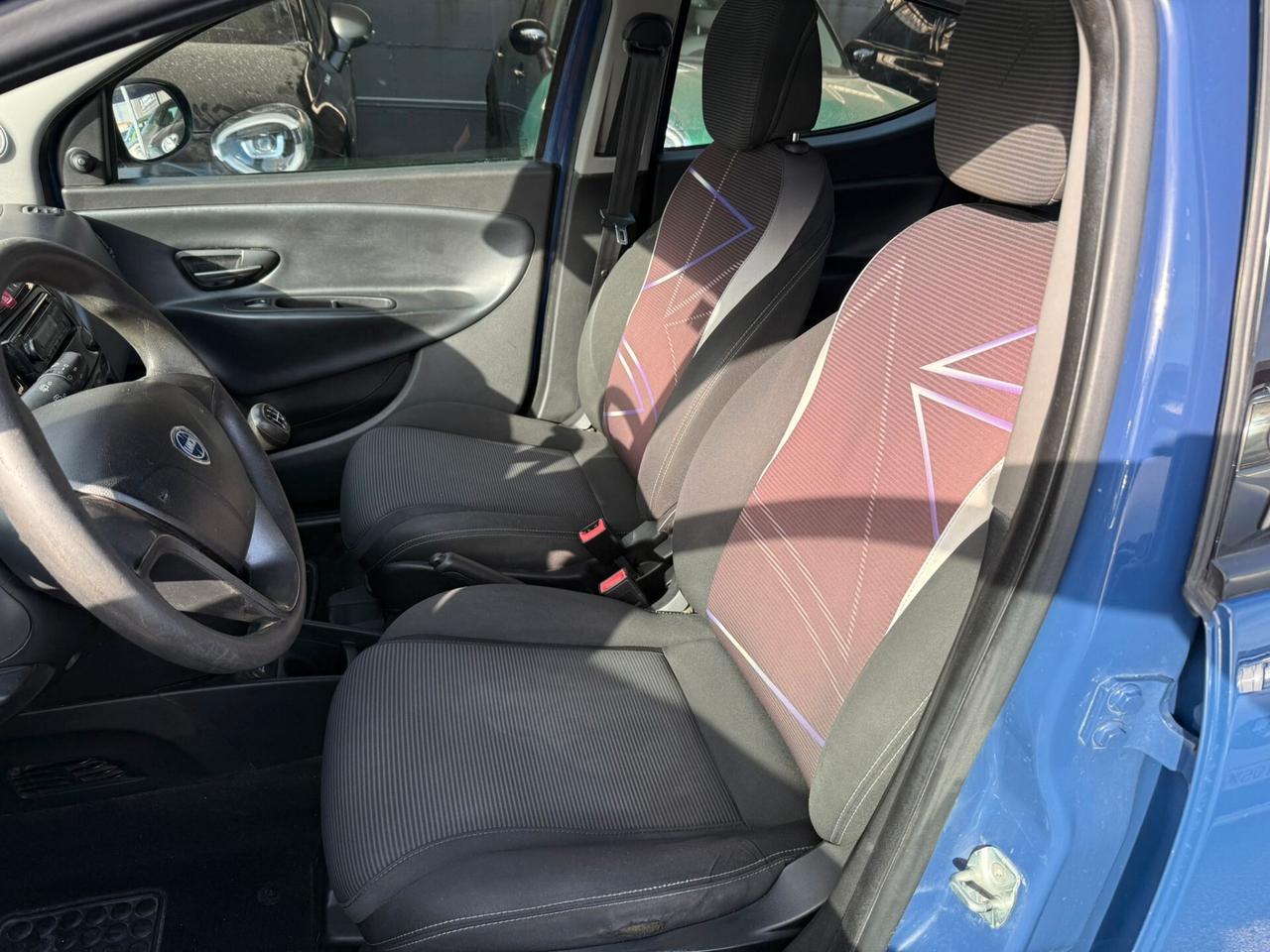 Lancia Ypsilon 1.2 69 CV 5 porte GPL Ecochic Gold