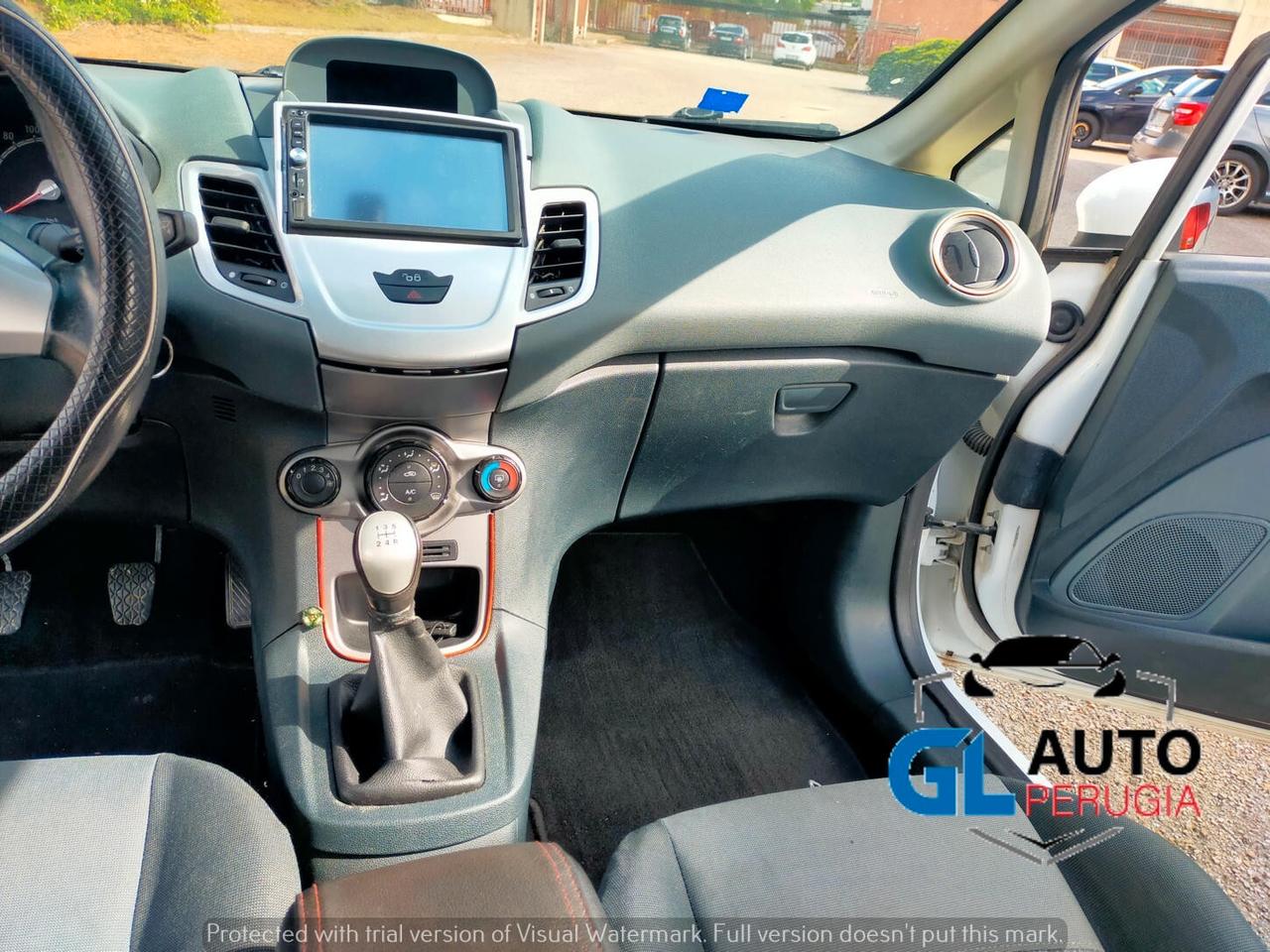 Ford Fiesta 1.4 tdci 3p full optional ok neopatentati