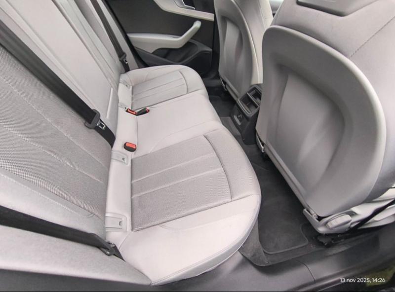 Audi A4 Avant 40 TDI S tronic Business