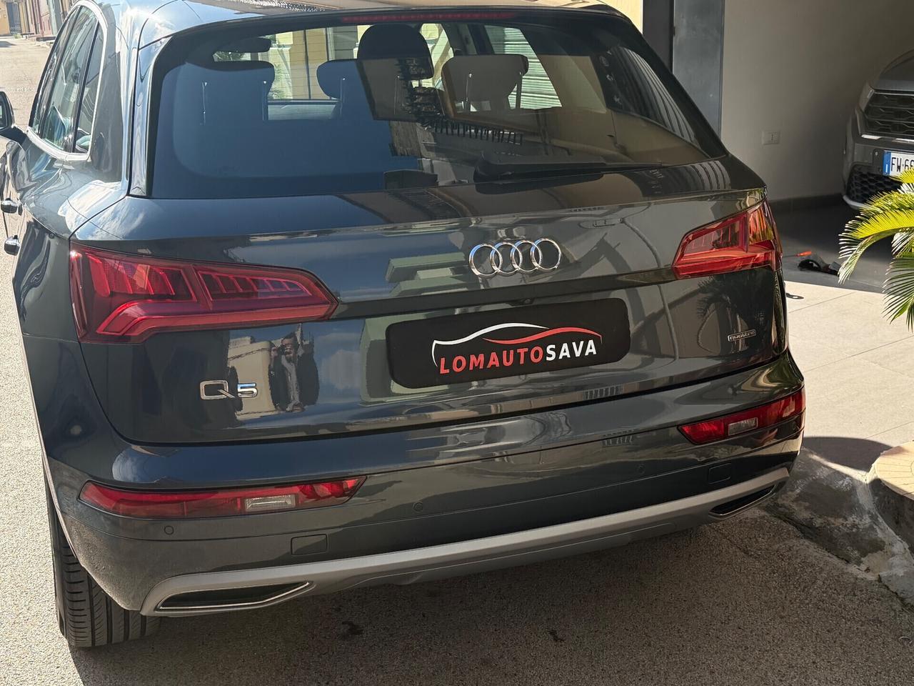 AUDI Q5 35 TDI QUATTRO S TRONIC BUS. SPORT