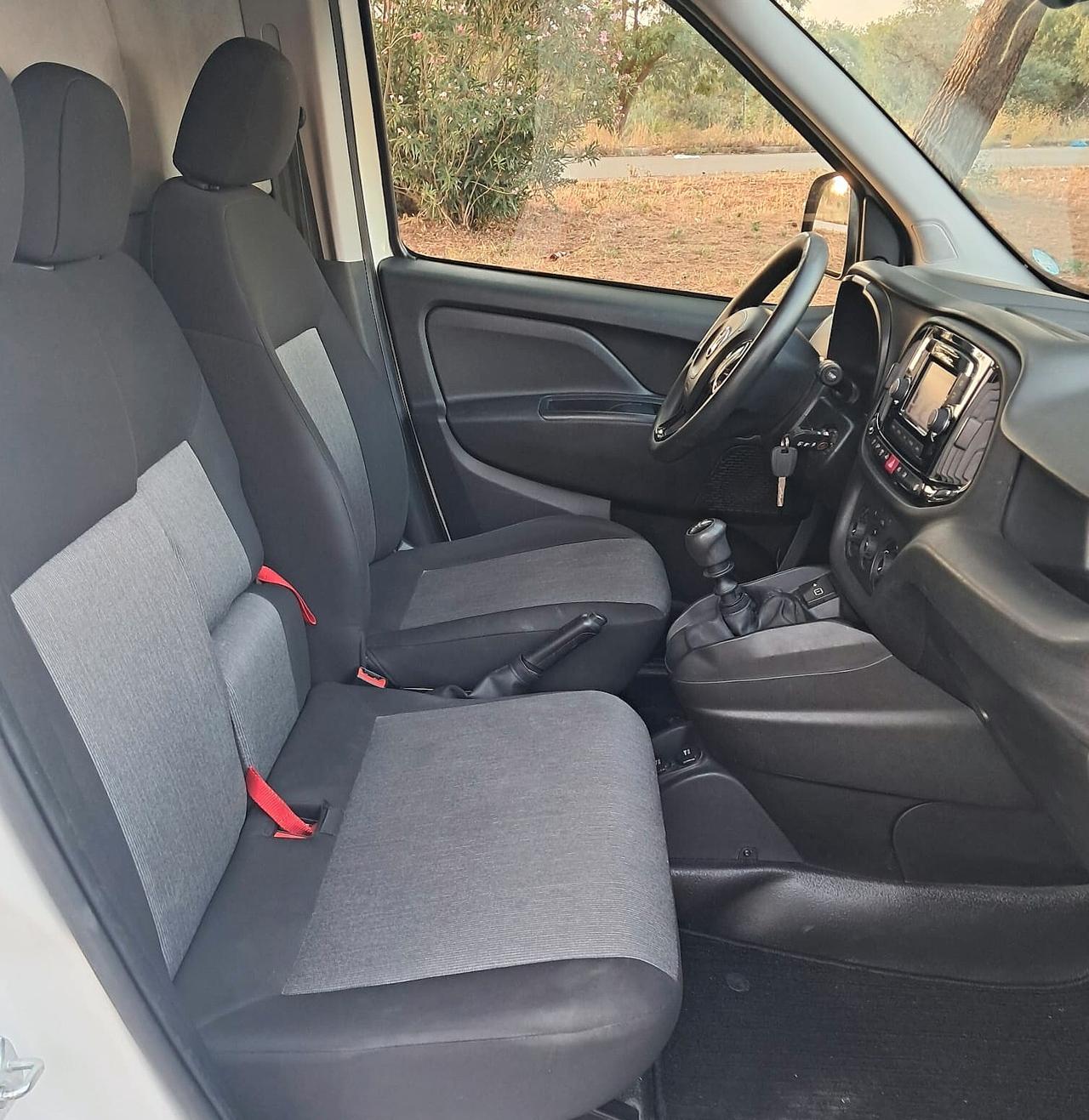 Fiat Doblò 1.6 MJT 105CV S&S PL-TN Cargo Maxi Lounge