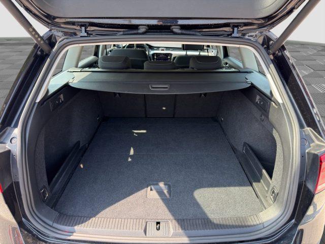 VOLKSWAGEN Passat Passat Variant 2.0 TDI SCR EVO DSG Business BMT