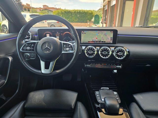 MERCEDES-BENZ A 200 d Automatic LED Ambient 64 MBux Navi NIGHT Pack 18