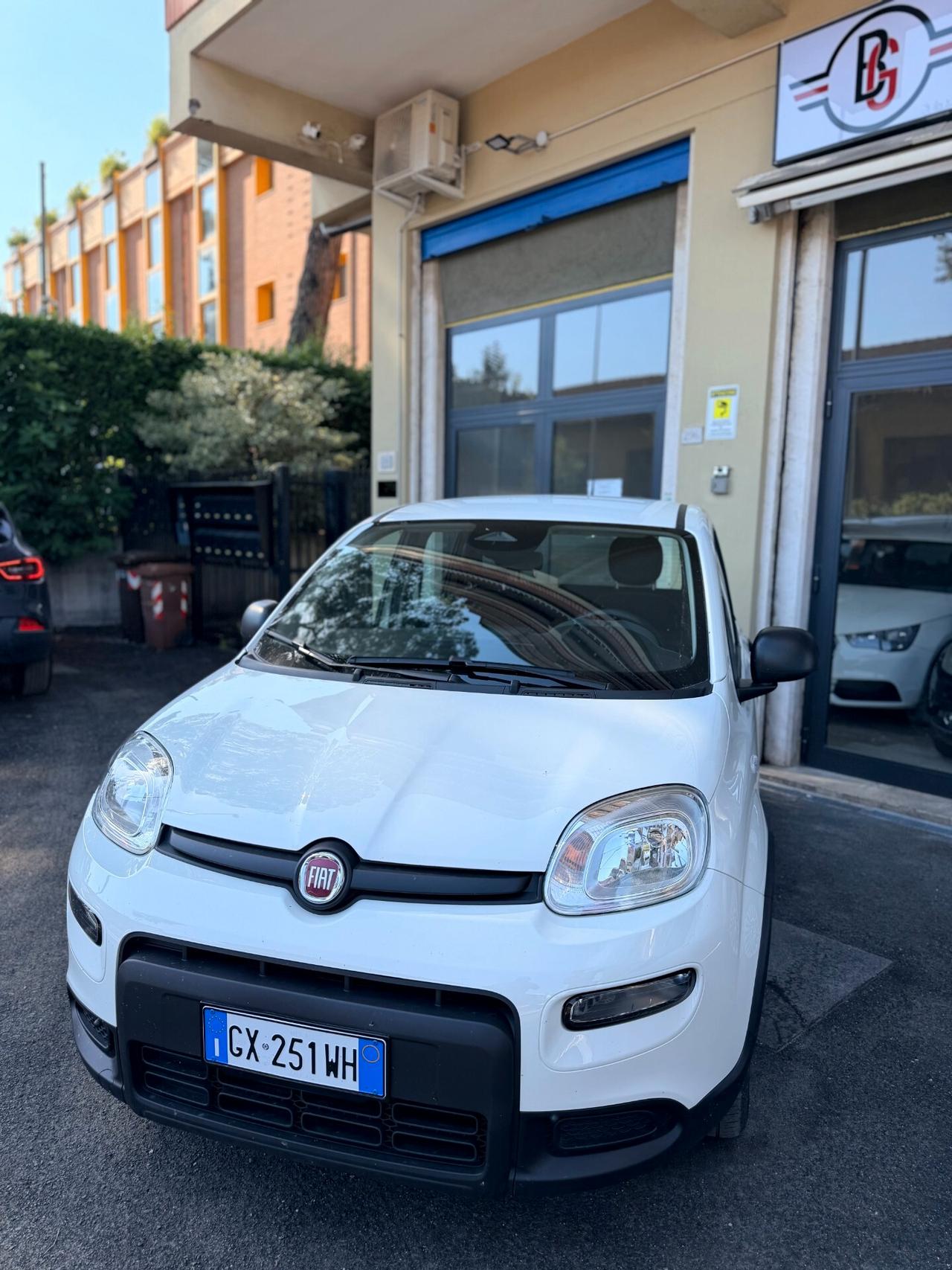 Fiat Panda 1.0 FireFly S&S Hybrid Pandina