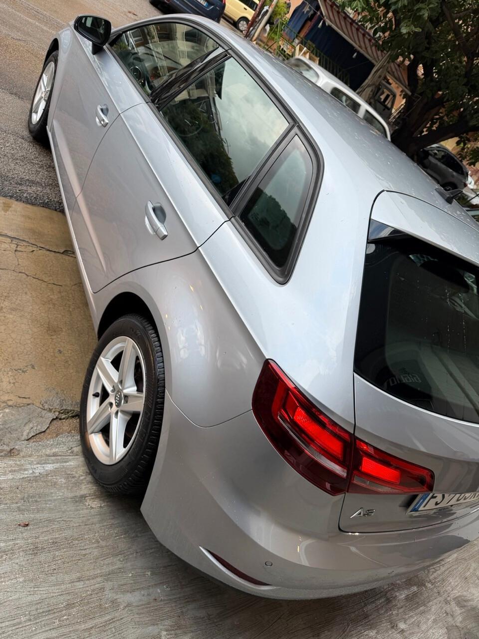 Audi A3 SPB 30 TDI S tronic Business