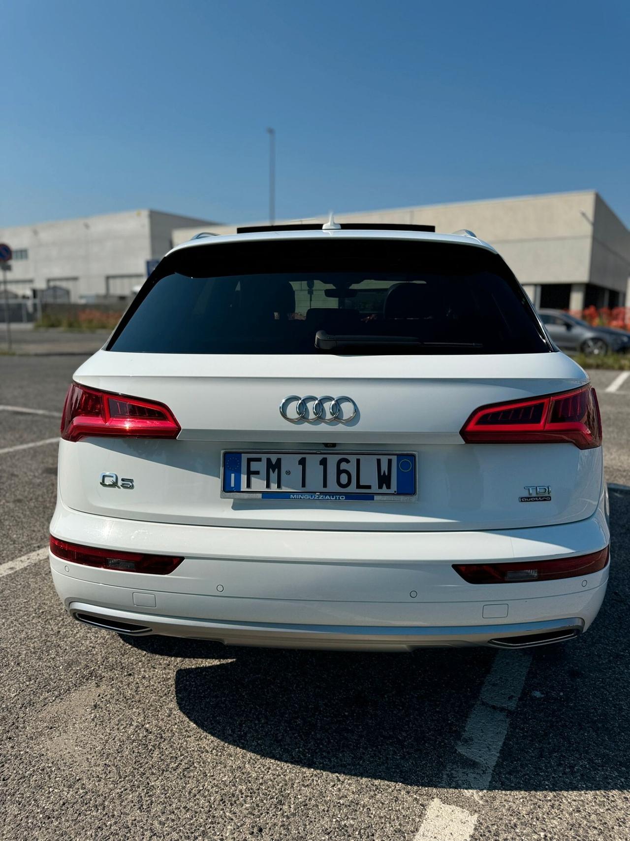 Audi Q5 2.0 TDI quattro S tronic line plus