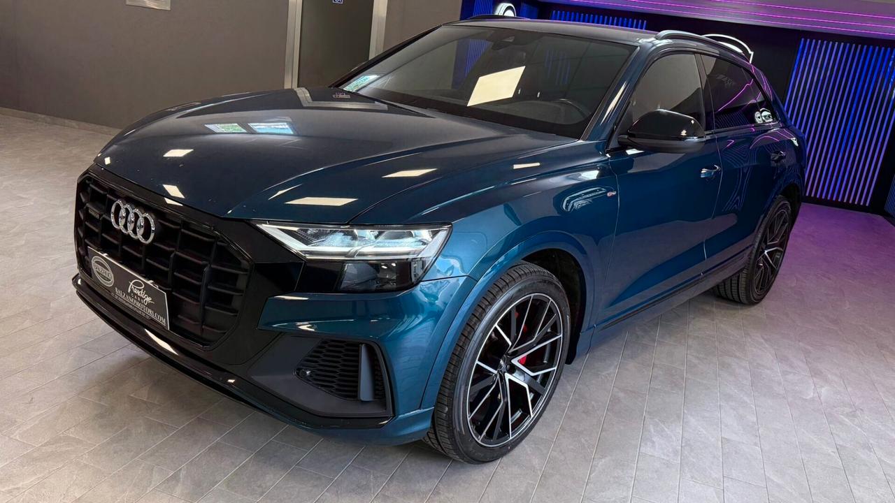 AUDI Q8 50 TDI 286 CV QUATTRO S-LINE 2020