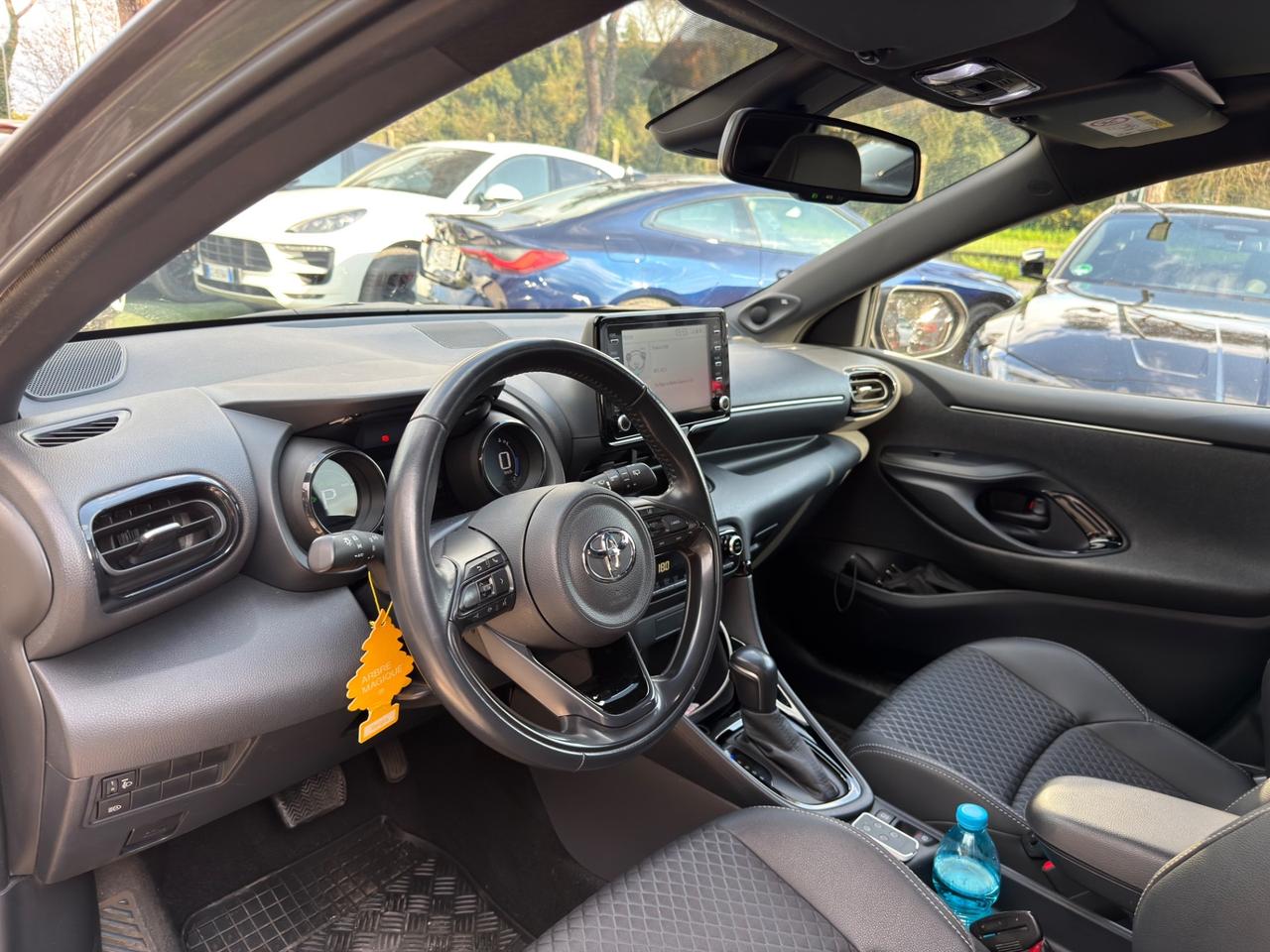 Toyota Yaris 1.5 Hybrid 5 porte Lounge