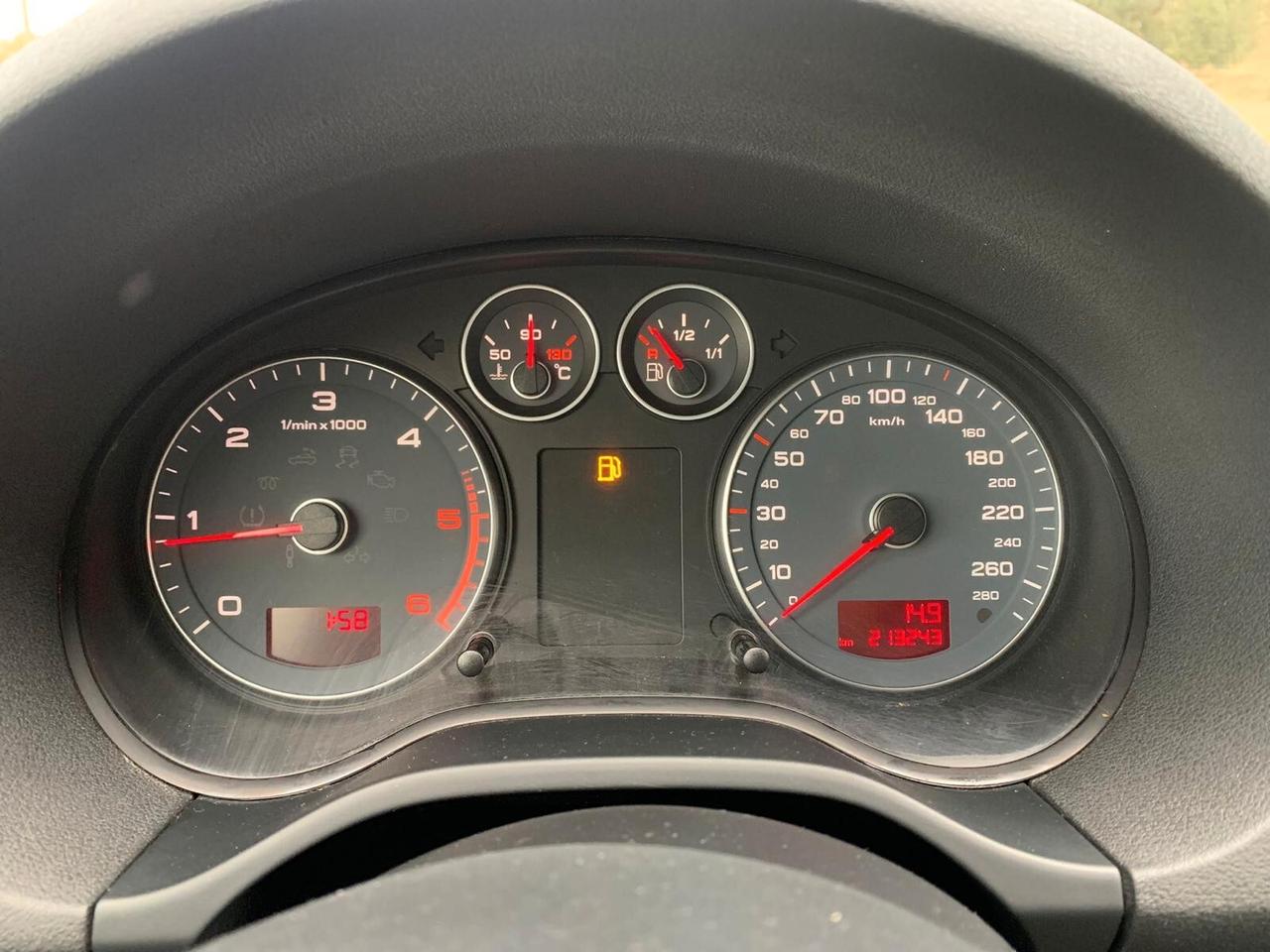 Audi A3 1.6 TDI 90 CV CR F.AP. Attraction