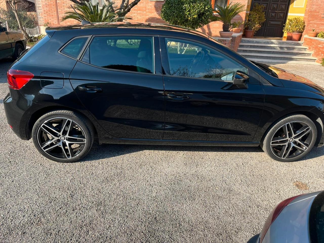 Seat Ibiza 1.0 TGI 5 porte FR UNIPROPRIETARIO