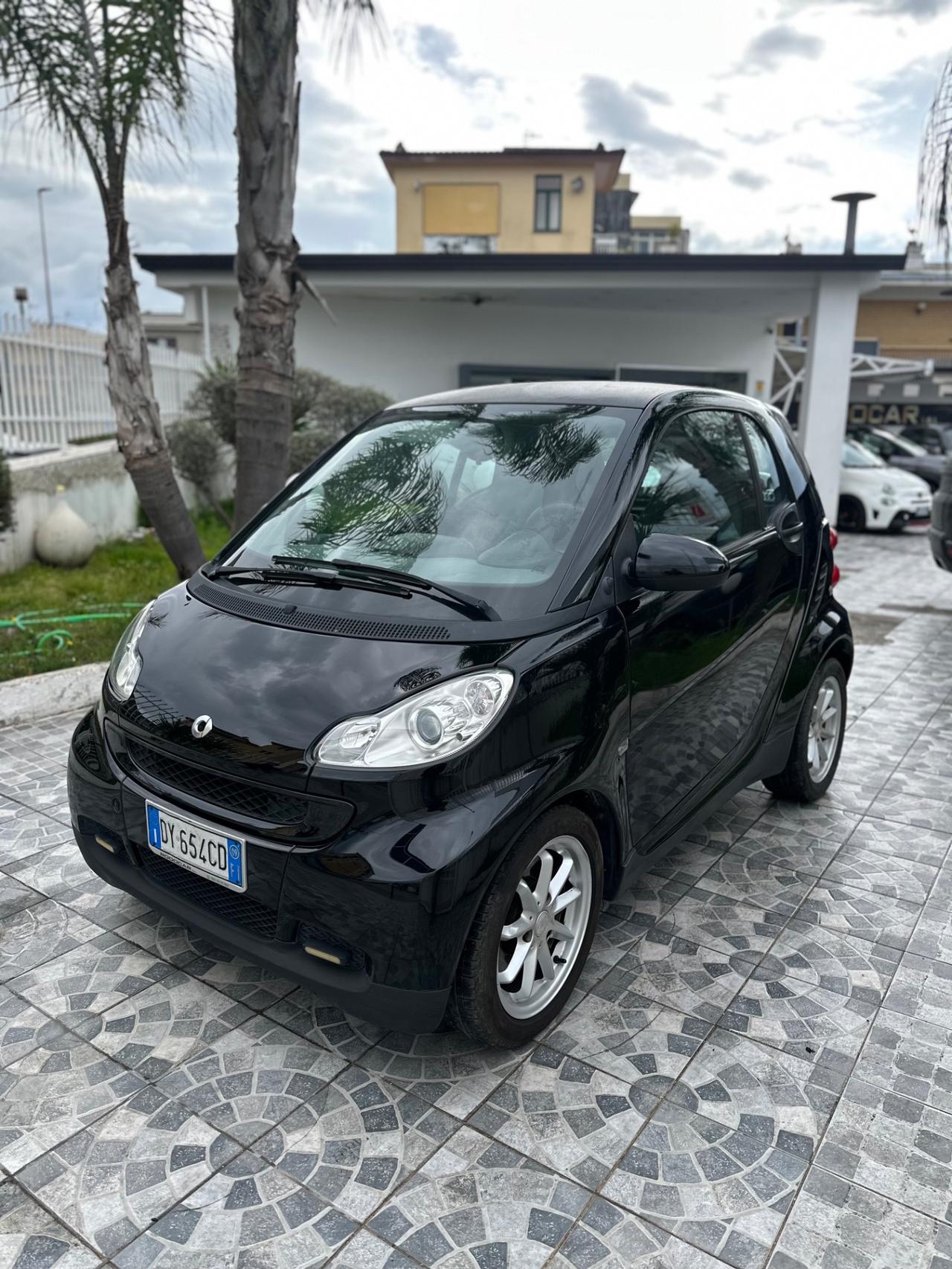 Smart ForTwo 1000 52 kW coupé pure