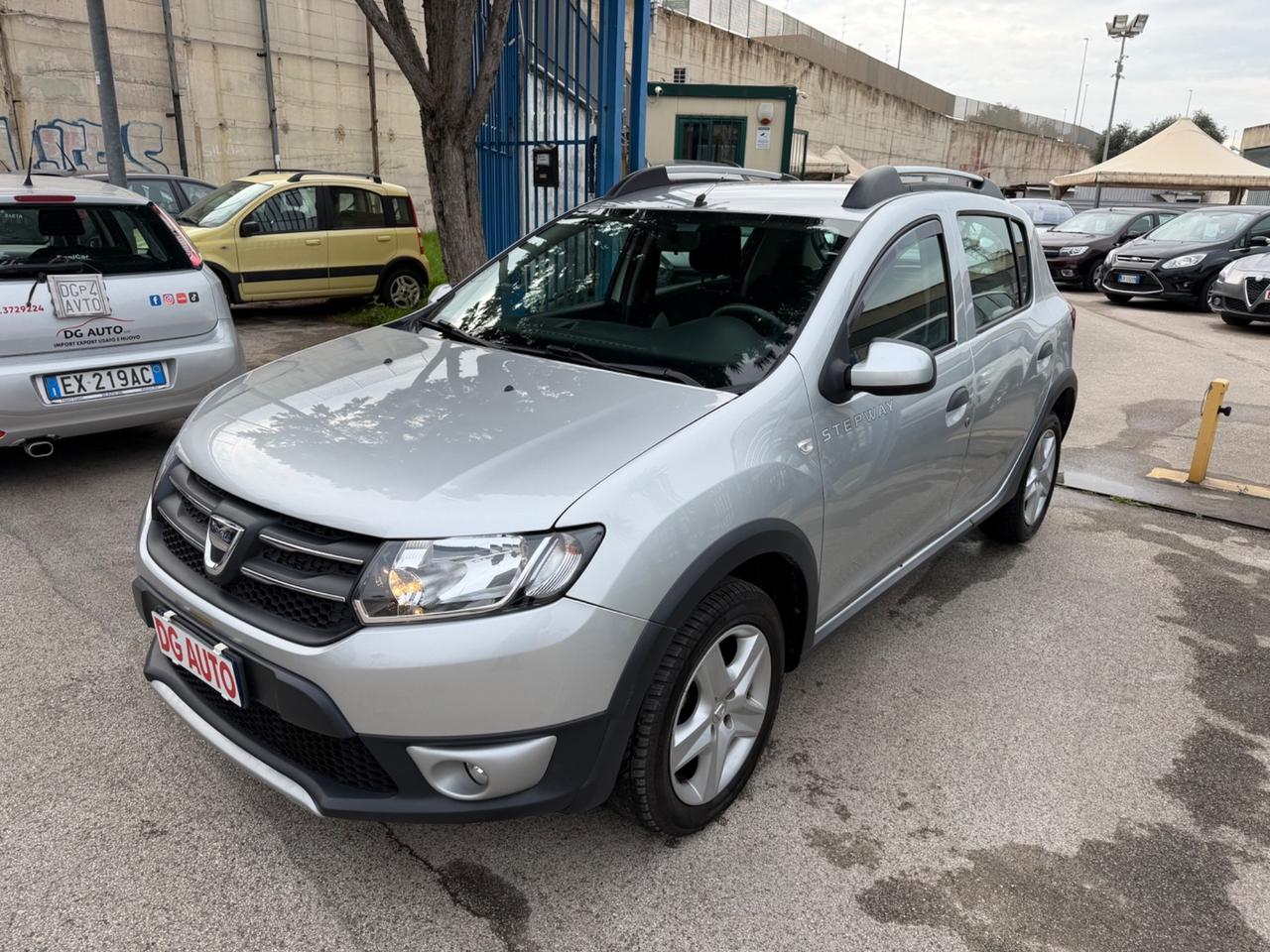 Dacia Sandero Stepway 0.9 benz GPL casa madre 2016