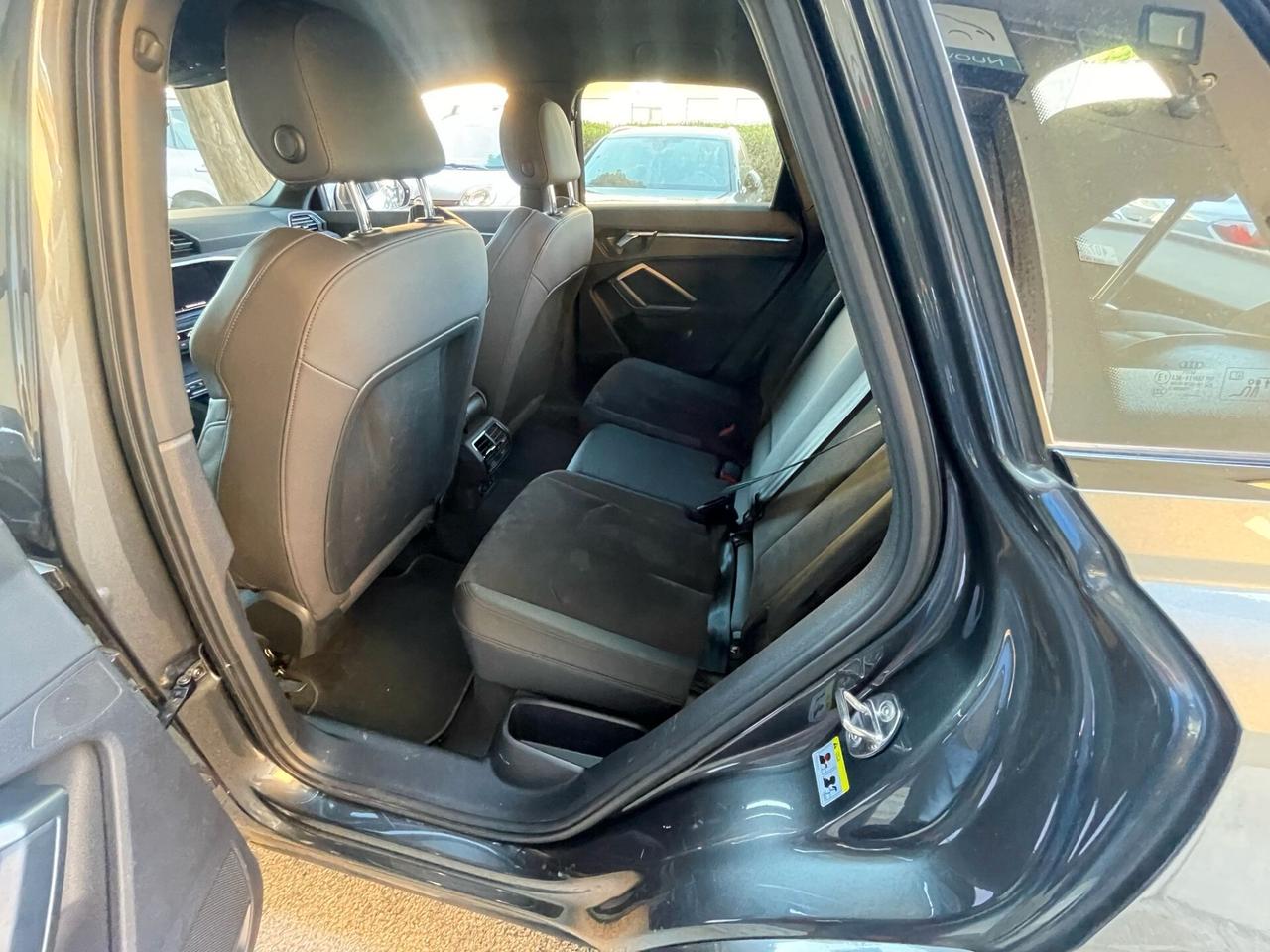 Audi Q3 RS quattro S tronic