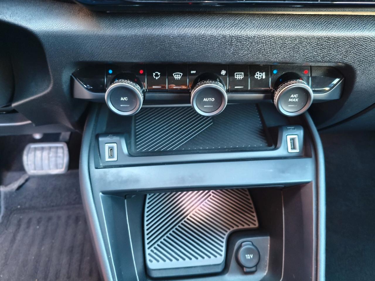 Citroen C4 BlueHDi 130 S&S EAT8 Feel Pack