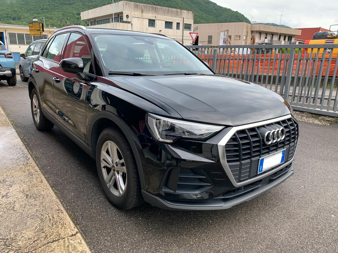 Audi Q3 35 TFSI S tronic Business