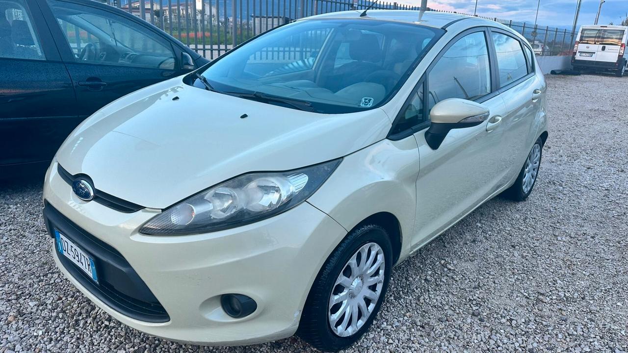 Ford Fiesta 1.2 82 CV 5 porte Titanium