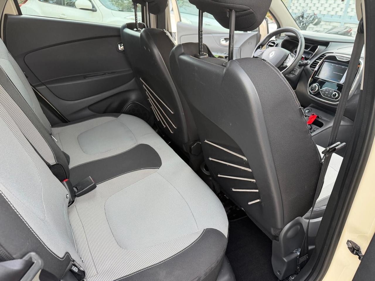 Renault Captur dCi 8V 90 CV Start&Stop Energy Iconic